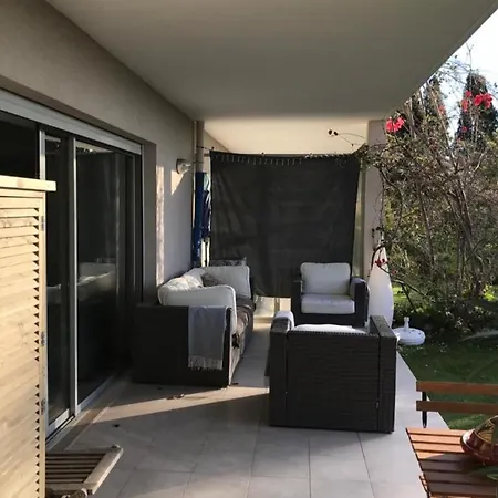 Large With A Large Garden And A Swimming Pool In The * Antibes