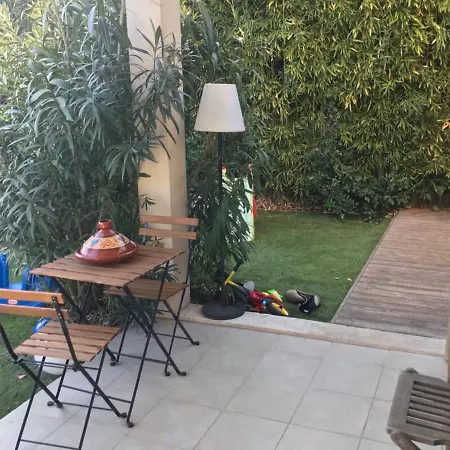 Large With A Large Garden And A Swimming Pool In The * Antibes